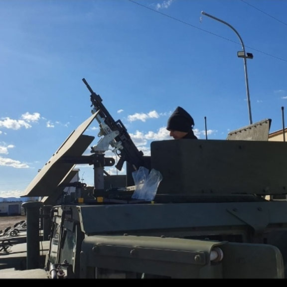 Vehicle Weapon Mount with ammo box of 2K round and Feedchute